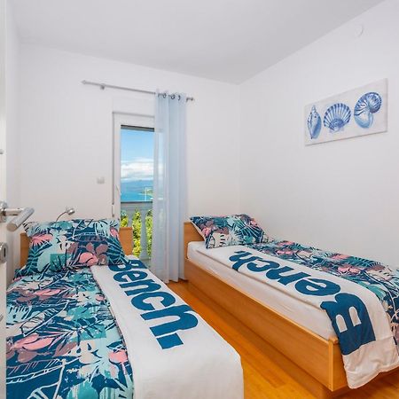 Apartments By The Sea Njivice, Krk - 5296 ภายนอก รูปภาพ