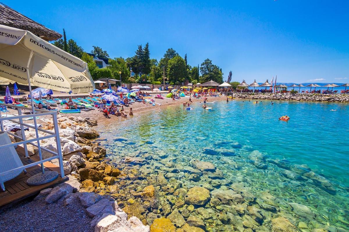 Apartments By The Sea Njivice, Krk - 5296 ภายนอก รูปภาพ