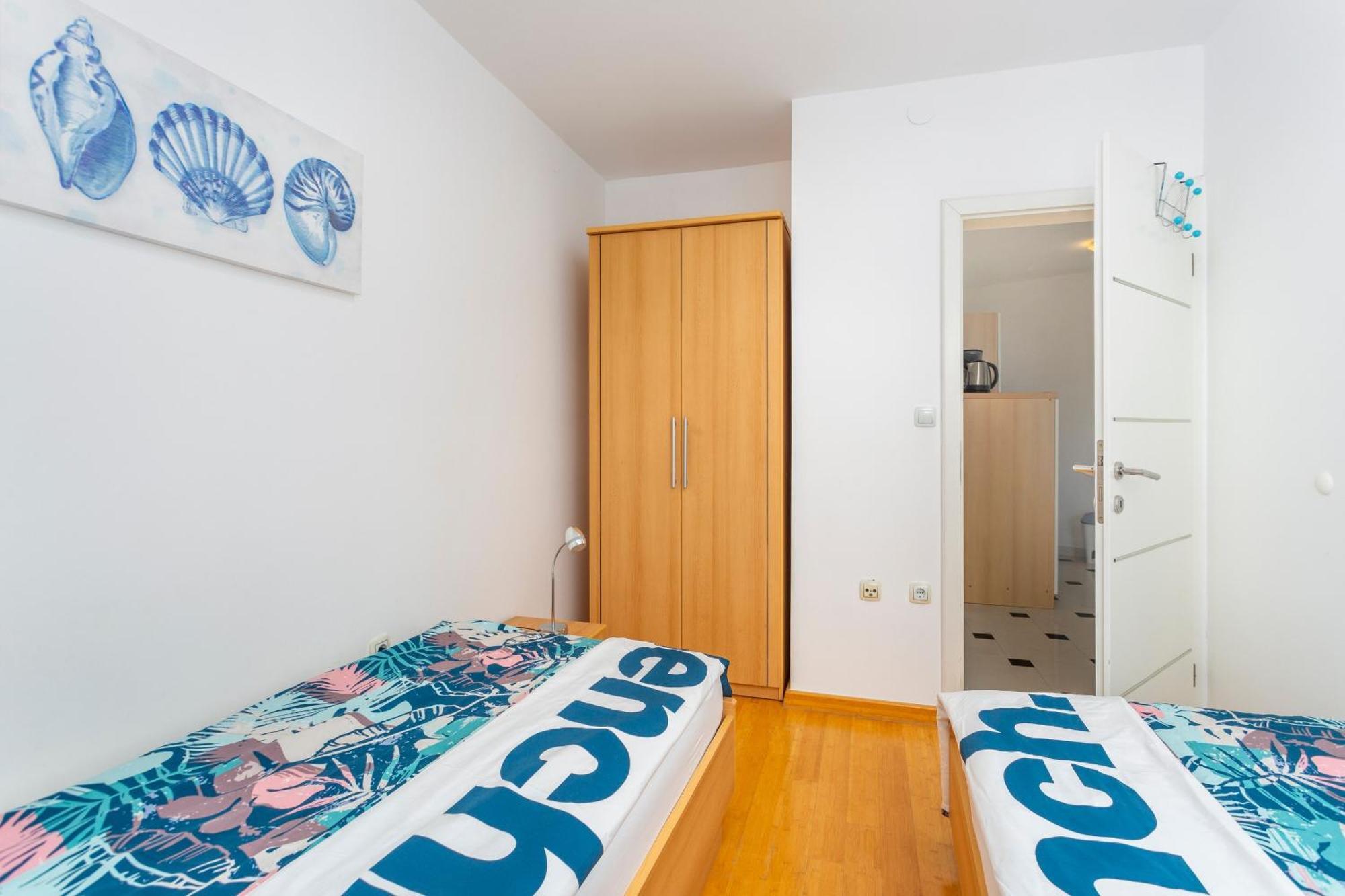 Apartments By The Sea Njivice, Krk - 5296 ห้อง รูปภาพ