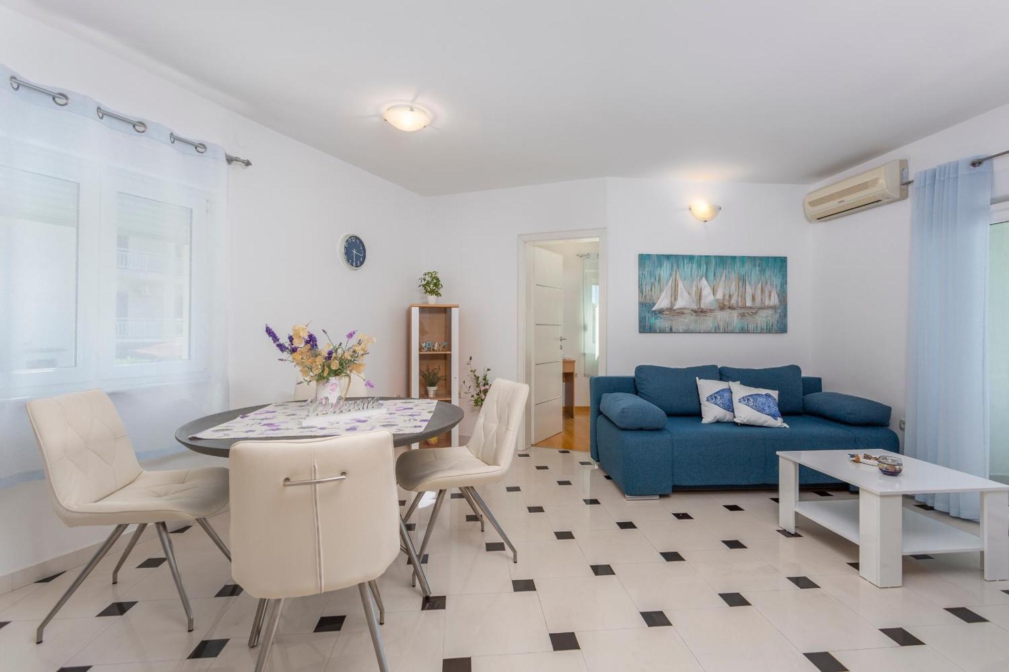 Apartments By The Sea Njivice, Krk - 5296 ภายนอก รูปภาพ